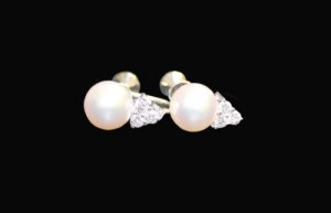 MIKIMOTO pearl Earring